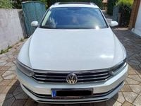 Gebraucht VW Passat Comfortline 120 PS (88 kW) 2018 Weiß Kombi