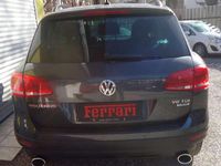 Gebraucht VW Touareg 204 PS (150 kW) 2016 Grau SUV