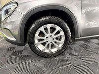 Gebraucht Mercedes GLA200 Urban 136 PS (100 kW) 2016 Grau SUV