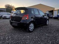 gebraucht Toyota Yaris 1,3 VVT-i Luna Limousine