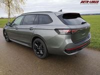 Neu VW Passat R-line 193 PS (141 kW) 2025 Diabasgrau metallic Kombi