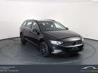 Gebraucht VW Passat 122 PS (89 kW) 2023 Schwarz Kombi