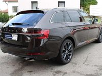 gebraucht Skoda Superb Kombi 20 TSI 4x4 Style DSG *AHK Matrix LED K...