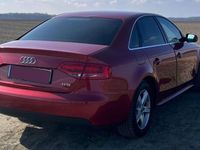 Gebraucht Audi A4 120 PS (88 kW) 2011 Rot Limousine