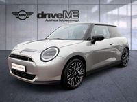 Gebraucht Mini Cooper SE Favoured 160 kW (218 PS) 2024 Silber Kleinwagen