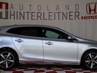 gebraucht Volvo V40 D2 R-Design Geartronic / VOLL-LED / NAVI / PDC