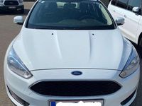 Gebraucht Ford Focus Trend 101 PS (74 kW) 2018 Weiß Kombi