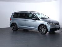 Neu VW Touran 150 PS (110 kW) 2026 Silber  metallic Van / Kleinbus
