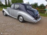 Gebraucht Bentley R Type 136 PS (100 kW) 1955 Silber Limousine