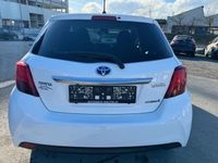 gebraucht Toyota Yaris aus Lochau - 101 PS und 53710 km