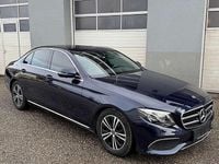 Gebraucht Mercedes E200 Business 150 PS (110 kW) 2019 Blau Limousine