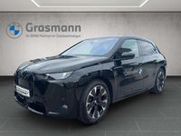 Gebraucht BMW iX Shadowline 300 kW (408 PS) 2025 Saphirschwarz SUV