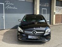 gebraucht Mercedes CLA180 d DCT *Shooting Brake* LEDER* Navi* LED* PDC*