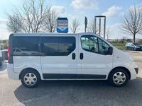 gebraucht Renault Trafic Passenger Expression 2,0 dCi 115 DPF