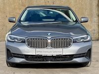 Gebraucht BMW 530 286 PS (210 kW) 2023 Skyscraper grau Limousine