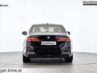 Gebraucht BMW 520 Efficient Dynamics 197 PS (144 kW) 2023 Saphirschwarz Limousine