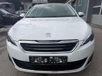 Gebraucht Peugeot 308 Allure 120 PS (88 kW) 2016 Weiß Kombi