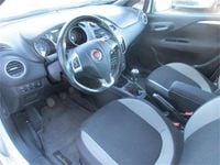 Gebraucht Fiat Punto Easy 78 PS (57 kW) 2016 Weiß Kleinwagen