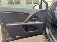 gebraucht Toyota Avensis Avensis 2,0 D4-D 125 DPF Comfort Comfort