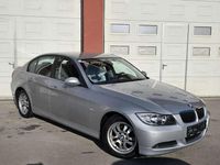 Gebraucht BMW 318 129 PS (94 kW) 2006 Silber Limousine