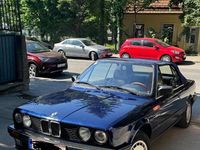 Gebraucht BMW 318 Cabriolet 113 PS (83 kW) 1991 Dunkelblau Cabrio