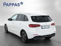 Gebraucht Mercedes B180 116 PS (85 kW) 2023 Weiß Van / Kleinbus