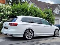 Gebraucht VW Passat Highline 150 PS (110 kW) 2018 Weiß Kombi