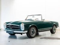 Gebraucht Mercedes 250 150 PS (110 kW) 1967 Grün Cabrio