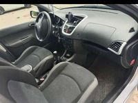 gebraucht Peugeot 206 206+ Trendy 1,1 Trendy