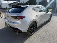 Neu Mazda 3 140 PS (102 kW) 2025 Silber sonderlackierung Limousine
