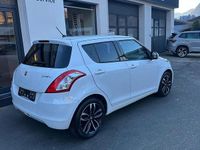Gebraucht Suzuki Swift 90 PS (66 kW) 2015 Weiss  normal Kleinwagen