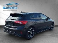 gebraucht Ford Focus *ST-Line* I LED I 18'' ALU I NAVI I