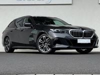 Gebraucht BMW 520 Shadowline 197 PS (144 kW) 2025 Sophistograu brillanteffekt Kombi