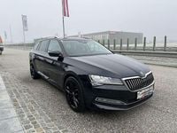 gebraucht Skoda Superb Kombi 20 TDI Style DSG/1.BESITZ/ACC/SHA/SHZ/LE...