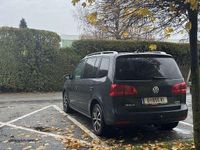 Gebraucht VW Touran Comfortline 140 PS (102 kW) 2014 Grau Van / Kleinbus