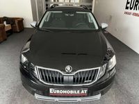 gebraucht Skoda Octavia Scout 4x4 DSG Ambiente SHZ NAVI Lenkradhzg