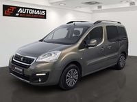 Gebraucht Peugeot TePee Active 99 PS (72 kW) 2017 Braun Kombi