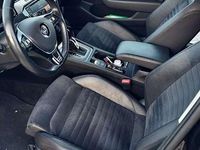 gebraucht VW Passat Variant Highline 2,0 TDI SCR DSG