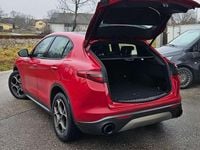 Gebraucht Alfa Romeo Stelvio Ti 209 PS (153 kW) 2022 Rot SUV