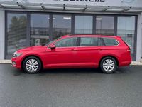Gebraucht VW Passat Business 120 PS (88 kW) 2020 Rot Kombi