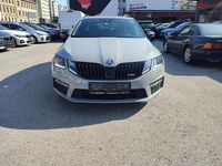 Gebraucht Skoda Octavia RS 184 PS (135 kW) 2019 Grau Kombi