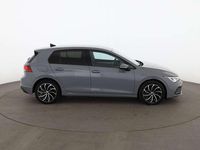 Gebraucht VW Golf VII Life 150 PS (110 kW) 2021 Grau Kleinwagen