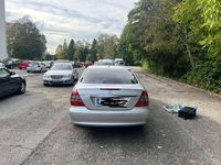 gebraucht Mercedes E220 Classic Sport Exterieur CDI Aut.