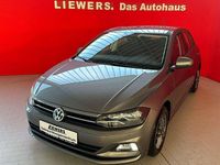 Gebraucht VW Polo Comfortline 95 PS (69 kW) 2018 Mittelgrau  metallic Kleinwagen