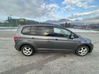 Gebraucht VW Touran Comfortline 110 PS (80 kW) 2016 Grau Van / Kleinbus
