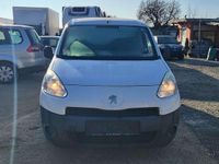 Gebraucht Peugeot Partner 90 PS (66 kW) 2014 Weiß Van / Kleinbus