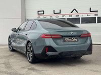 Gebraucht BMW 520 M Sport 197 PS (144 kW) 2023 Grün Limousine