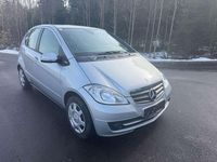 Gebraucht Mercedes A180 116 PS (85 kW) 2011 Grau Kleinwagen