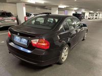 Gebraucht BMW 318 129 PS (94 kW) 2007 Limousine