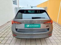 gebraucht Skoda Octavia Combi 2,0 TDI 4x4 Style DSG Erster Besitz
